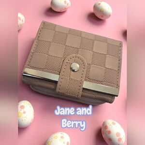 ane and Berry checkered wallet women